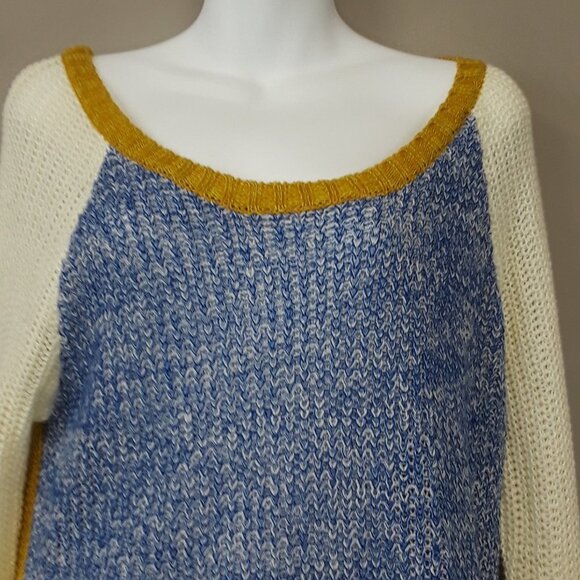 FIFTY Street Blue White Color Block Sweater - Picture 2 of 8